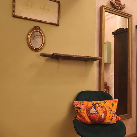 Friendly Vintage In The Downtown With Ac *