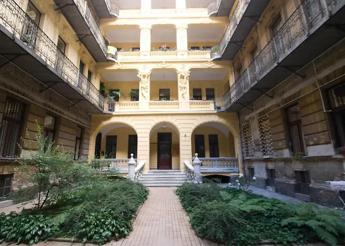 Friendly Vintage In The Downtown With Ac Appartamento Budapest