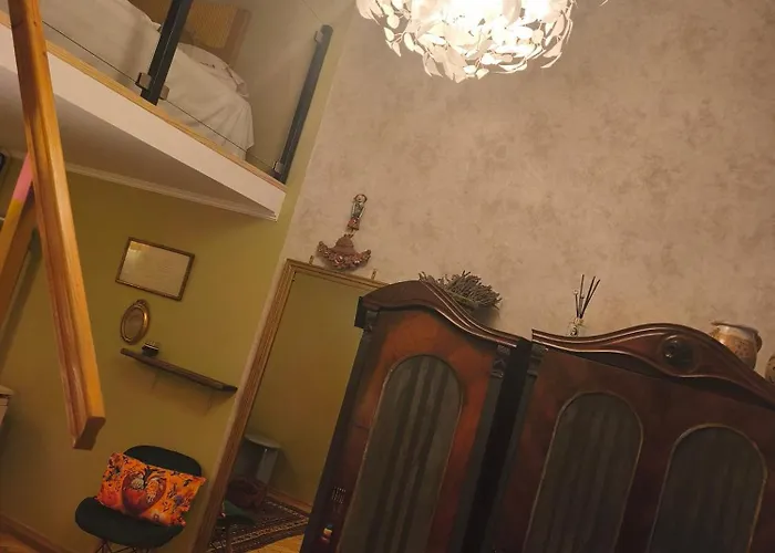 Friendly Vintage In The Downtown With Ac * Budapest